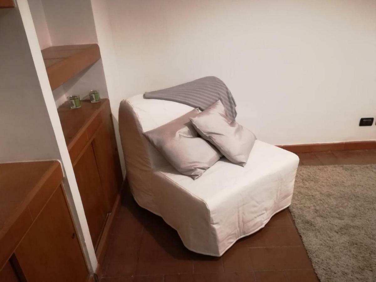 Roma Metro Furio Camillo Apartment Екстериор снимка
